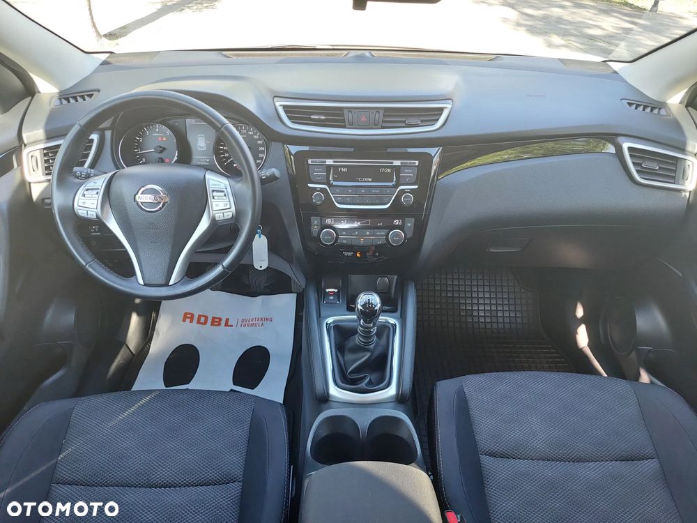 Nissan Qashqai 1.2 DIG-T N-Connecta - 12