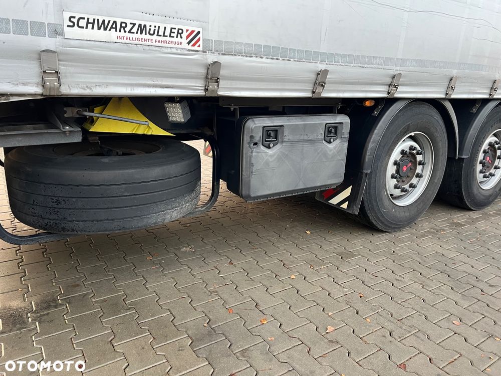 Schwarzmuller J-SERIE - 10