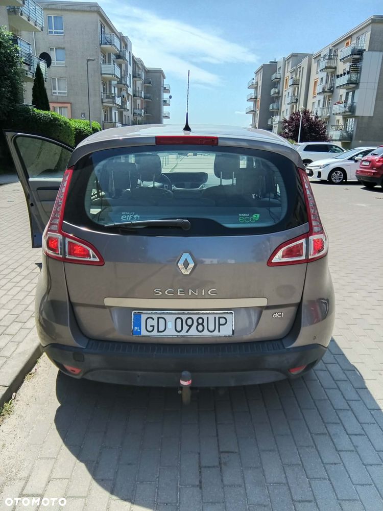 Renault Scenic 1.6 dCi Energy Bose Edition S&S - 4
