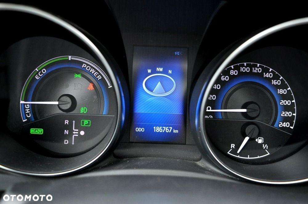 Toyota Auris - 22