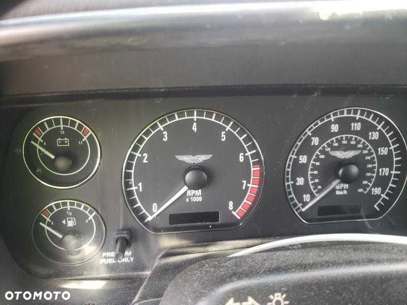 Części z Aston Martin DB7 Vantage 5.9L RWD z 2002 roku, wersja USA. - 8