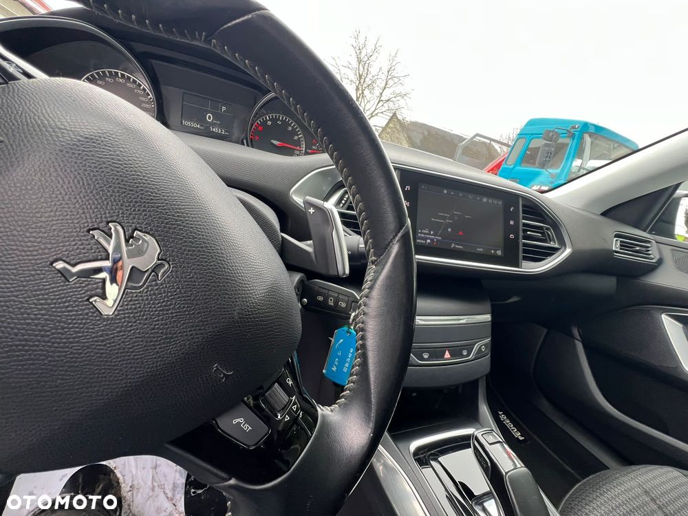 Peugeot 308 PureTech 130 EAT6 Stop & Start Active - 17