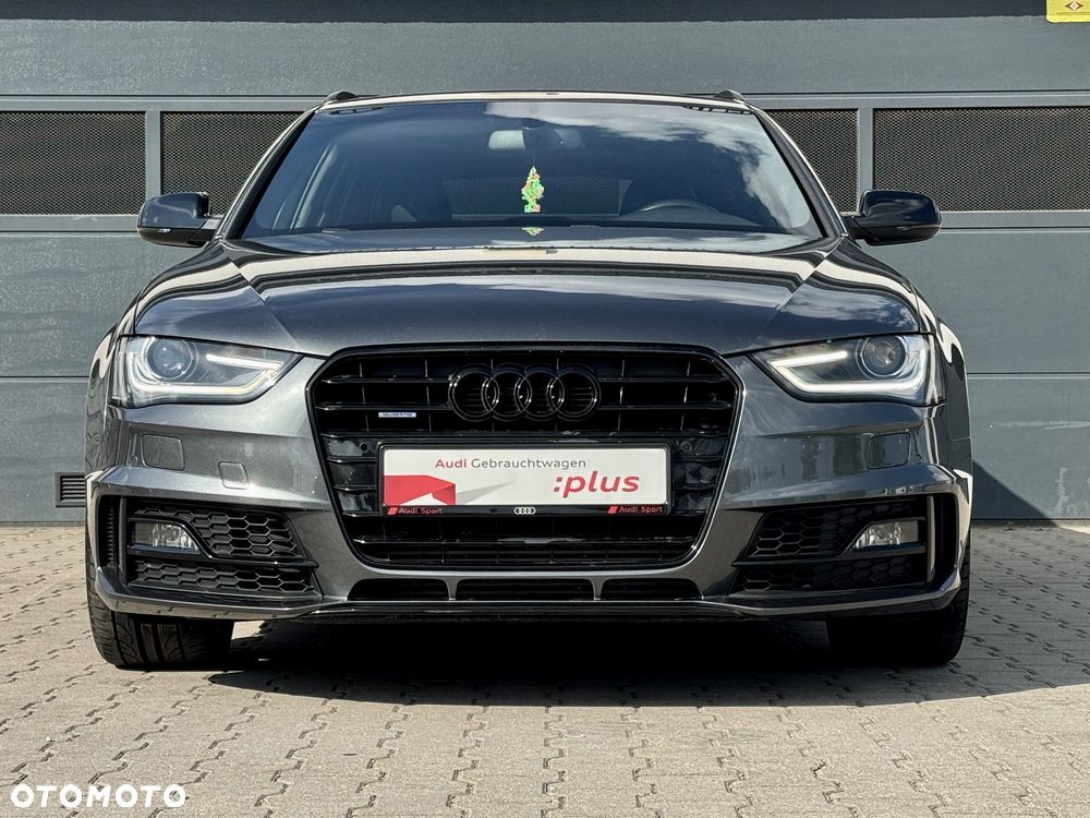 Audi A4 Avant 2.0 TDI DPF quattro S tronic S line Sportpaket - 5