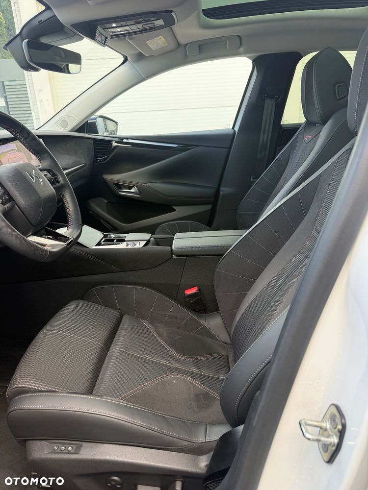 DS Automobiles DS 4 1.6 E-Tense Performance Line + - 26