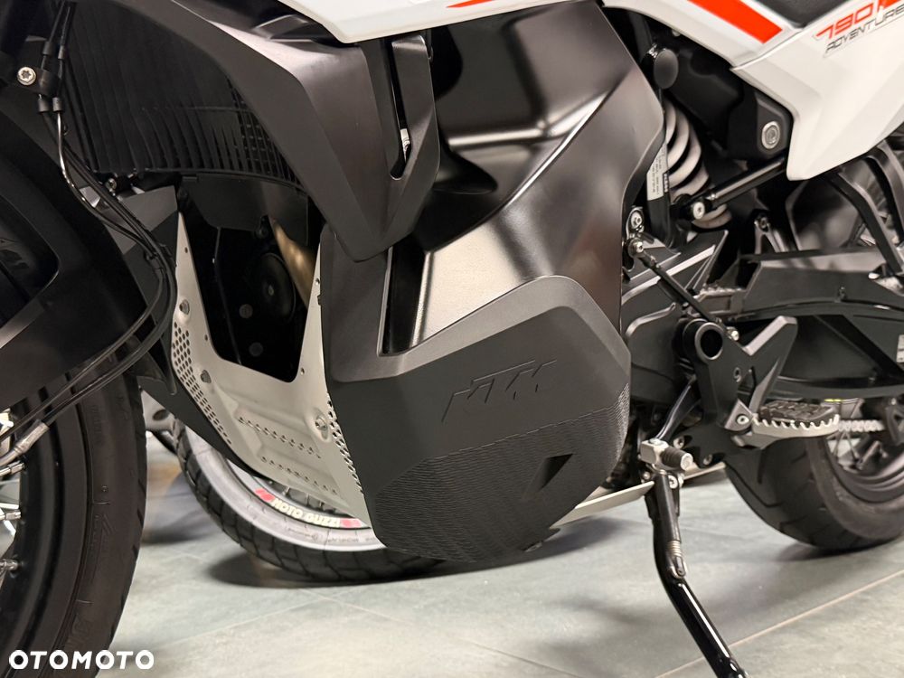 KTM Adventure - 37