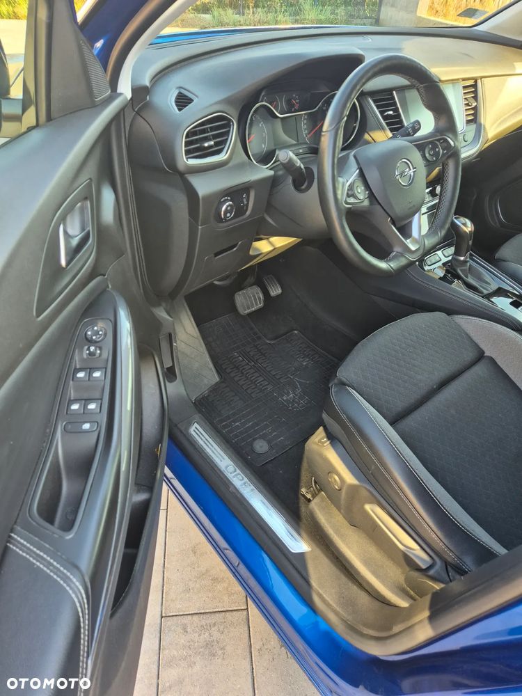 Opel Grandland X 1.6 T Design Line S&S - 16