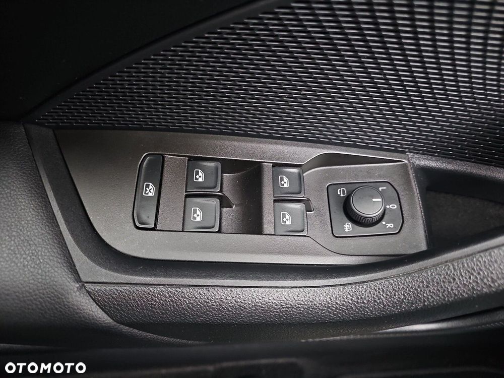 Skoda Octavia 2.0 TDI Style DSG - 23