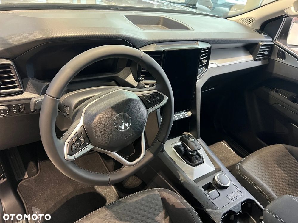 Volkswagen Amarok - 10