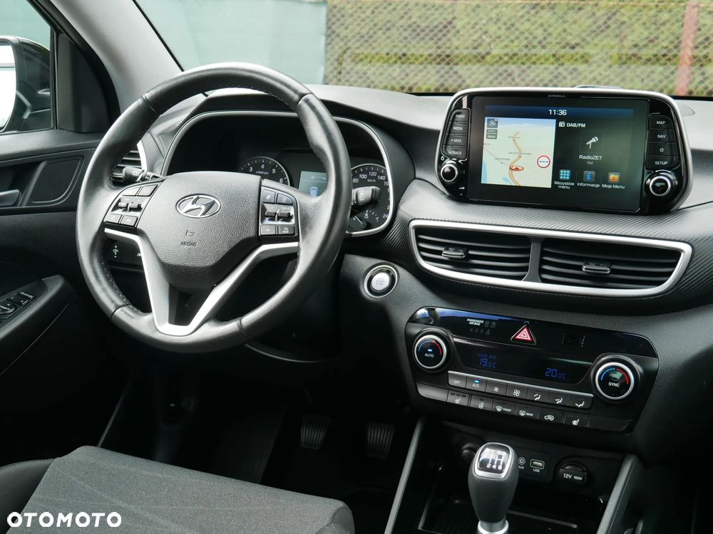 Hyundai Tucson 1.6 GDI BlueDrive Design 2WD - 25