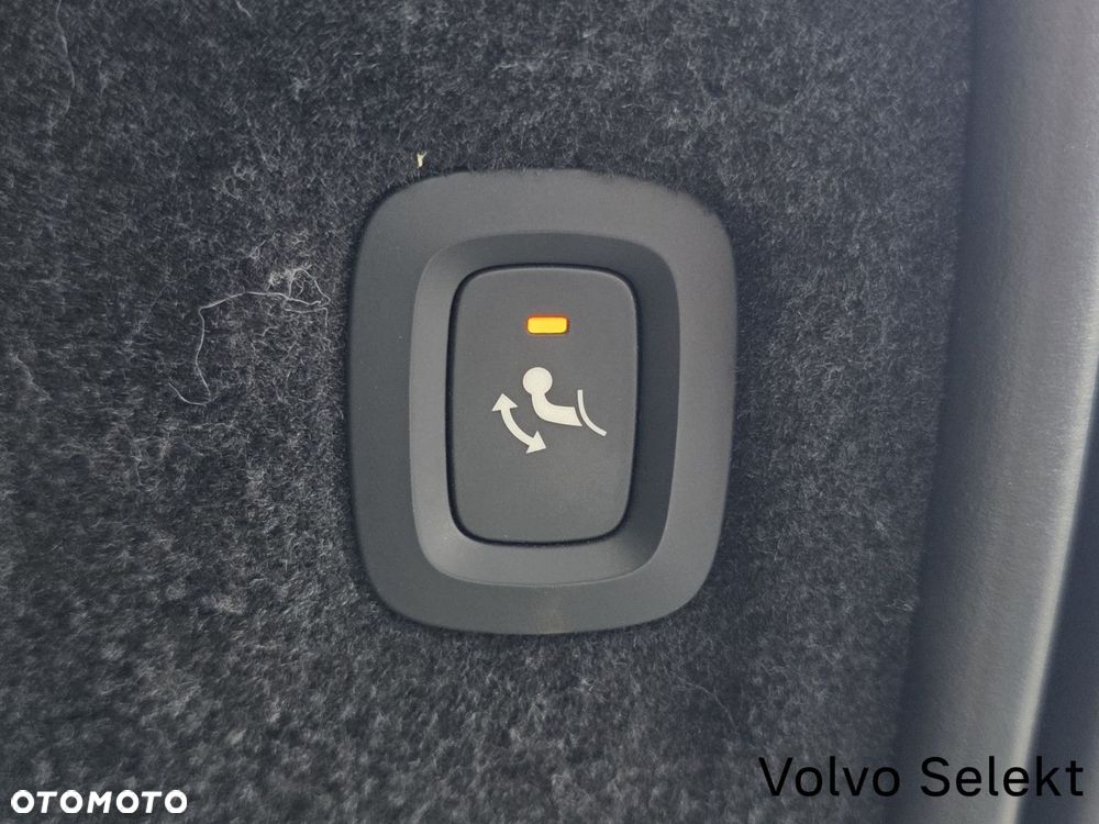 Volvo XC 90 - 22
