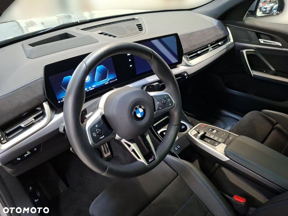 BMW X2 - 10
