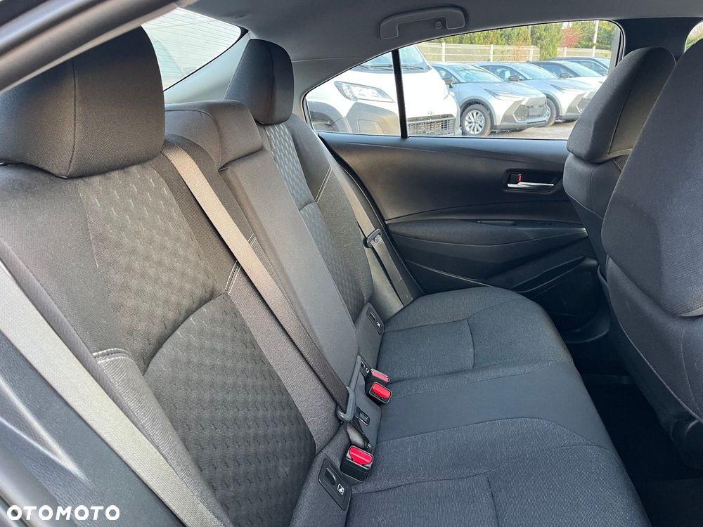 Toyota Corolla 1.8 Hybrid Comfort - 31