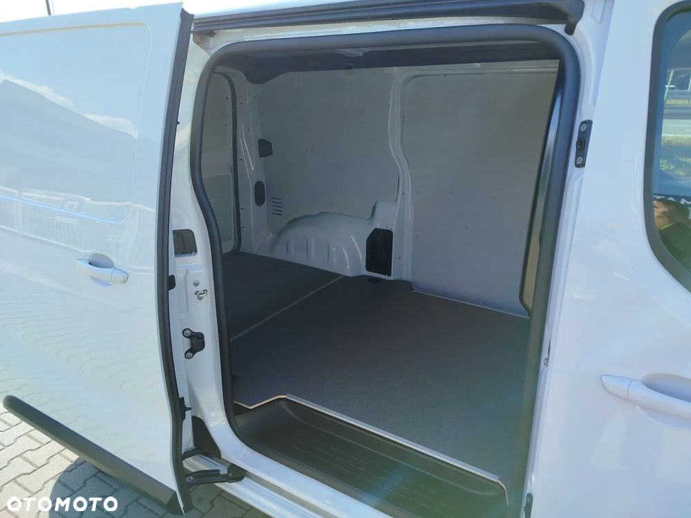 Toyota Proace - 16