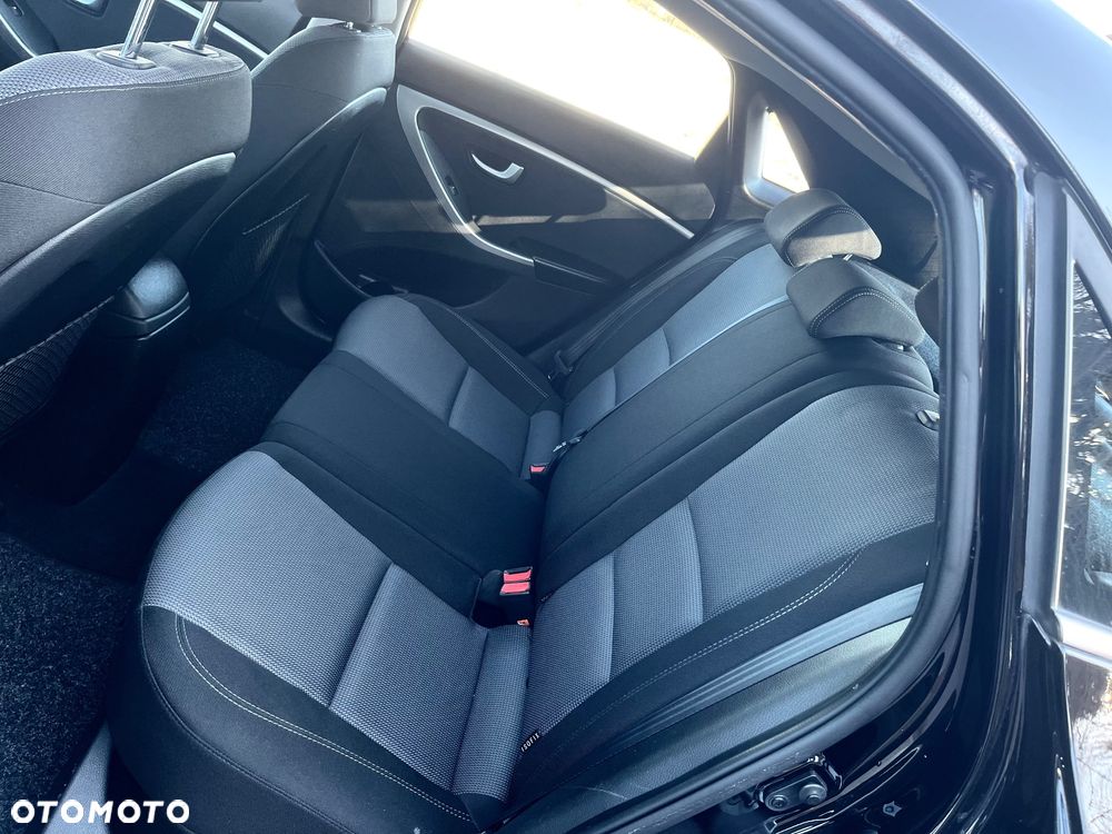 Hyundai i30 1.4 Advantage - 16