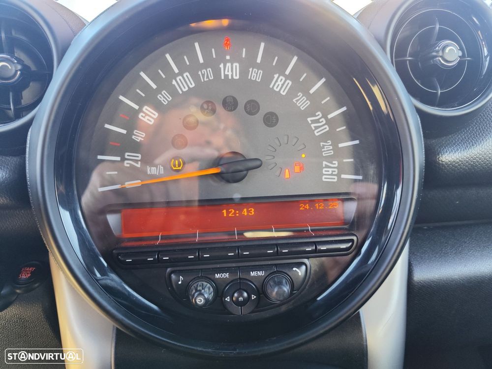 MINI Countryman Cooper D - 15