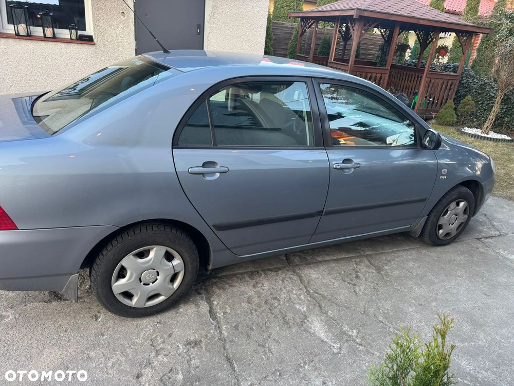 Toyota Corolla 1.4 VVT-i Base - 5