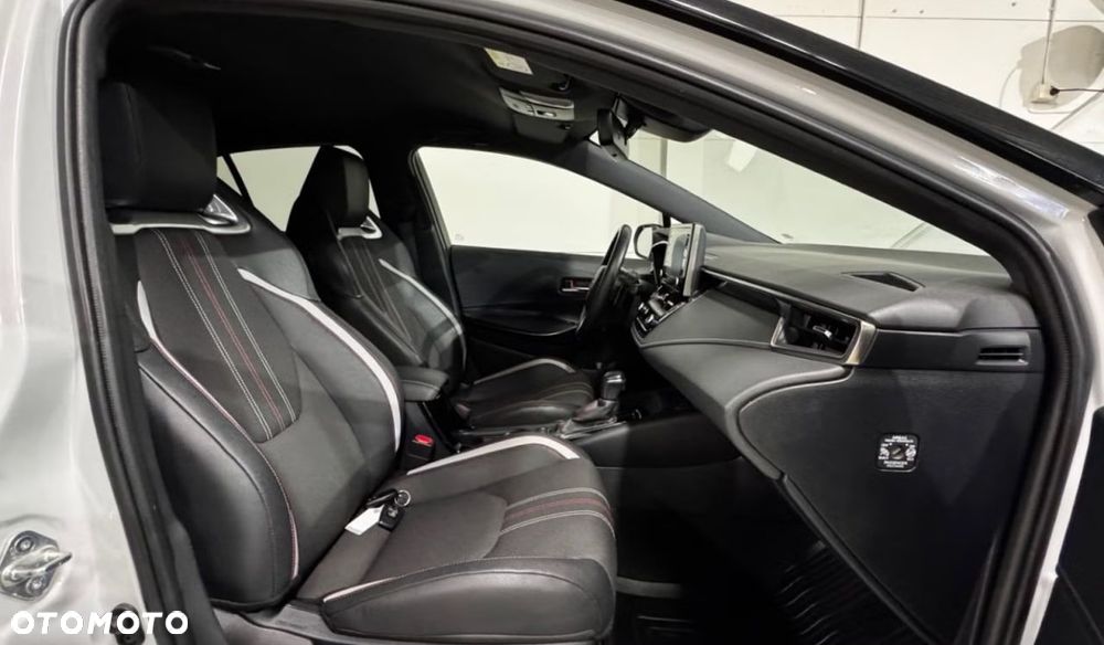 Toyota Corolla 1.8 GR Sport - 8