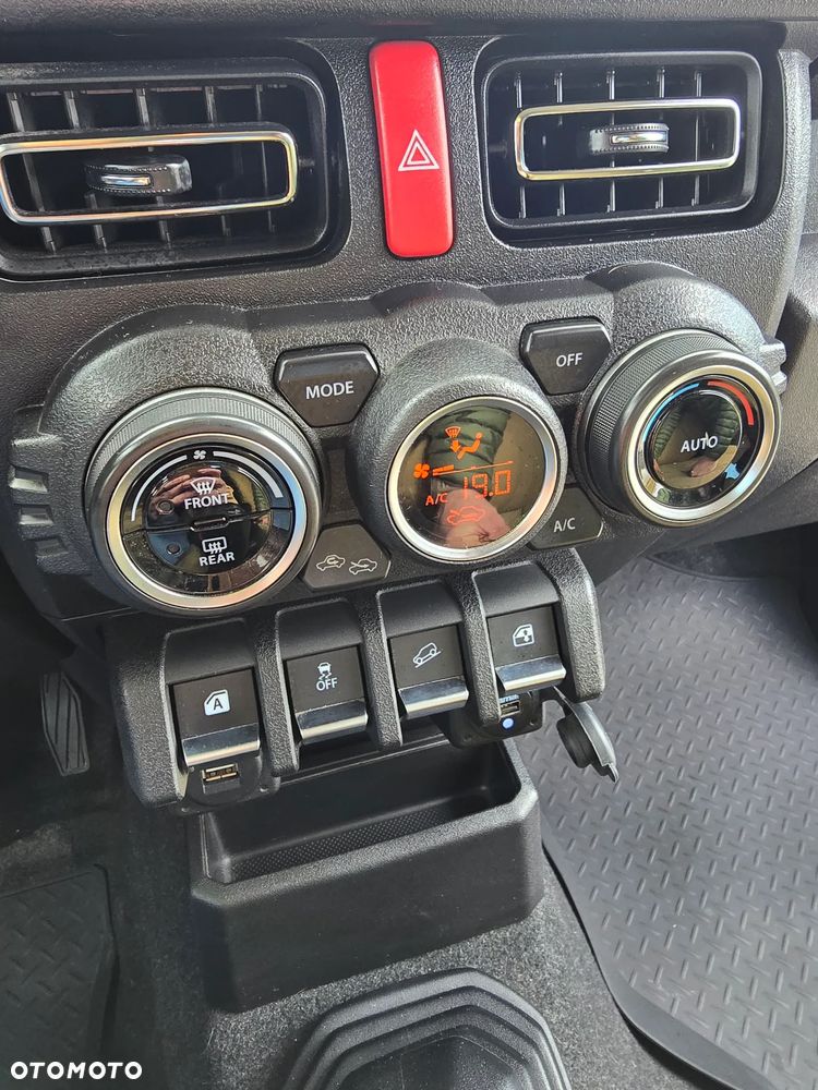 Suzuki Jimny 1.5 Elegance - 9