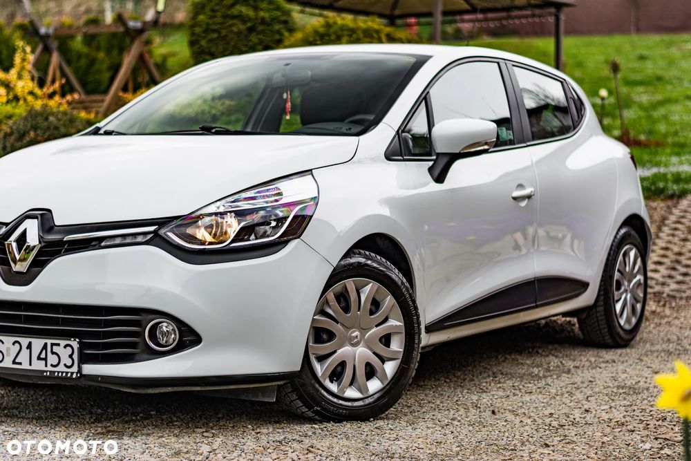 Renault Clio 1.2 16V Zen - 9