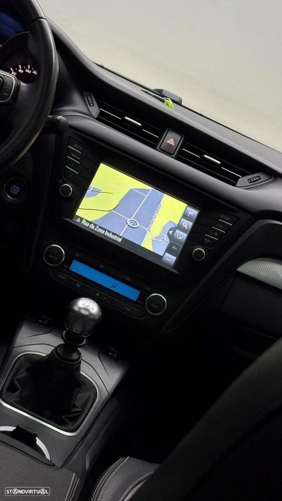 Toyota Avensis Touring Sports 2.0 D-4D Exclusive+GPS - 42