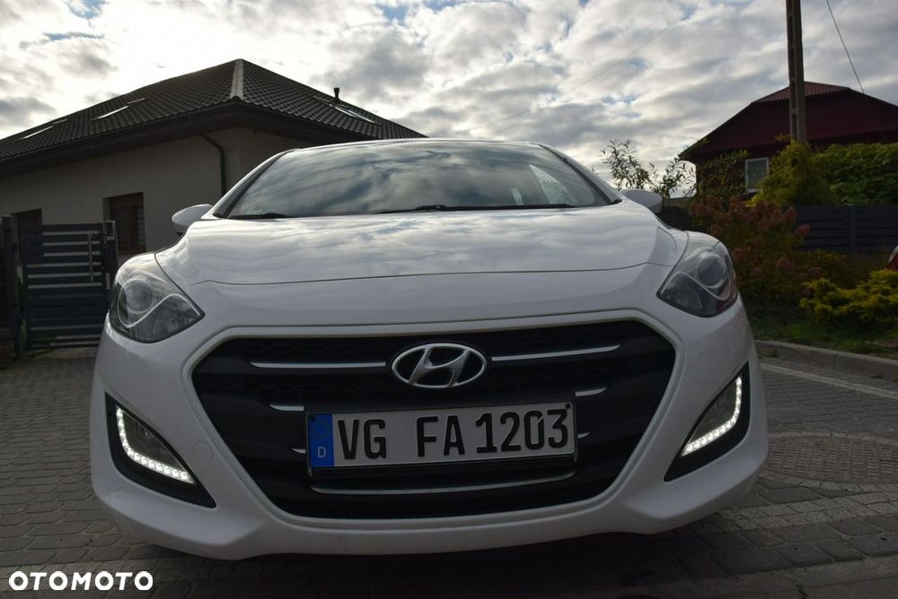 Hyundai i30 1.4 Classic + - 6