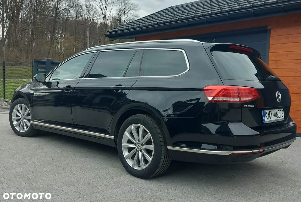 Volkswagen Passat 2.0 TDI (BlueMotion Technology) Comfortline - 3