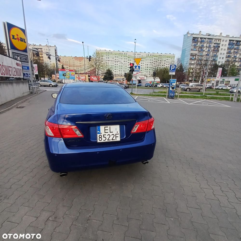 Lexus ES - 6