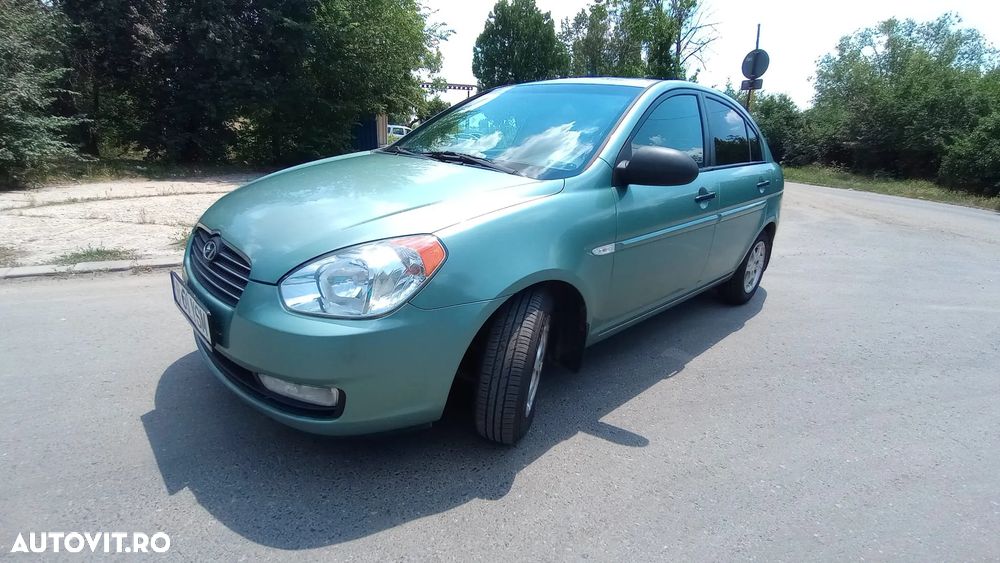 Hyundai Accent MC 14 DOHC 4DR GL CLASSIC - 5