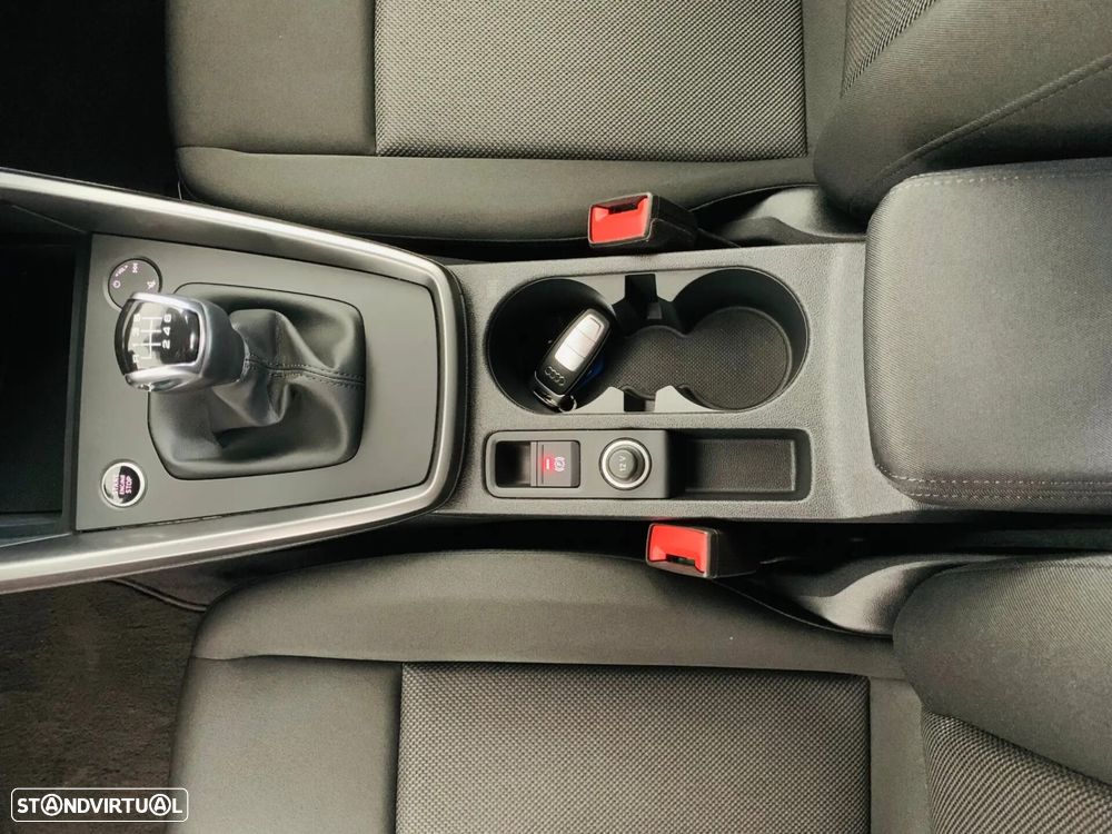 Audi A3 Sportback 30 TFSI S line - 29