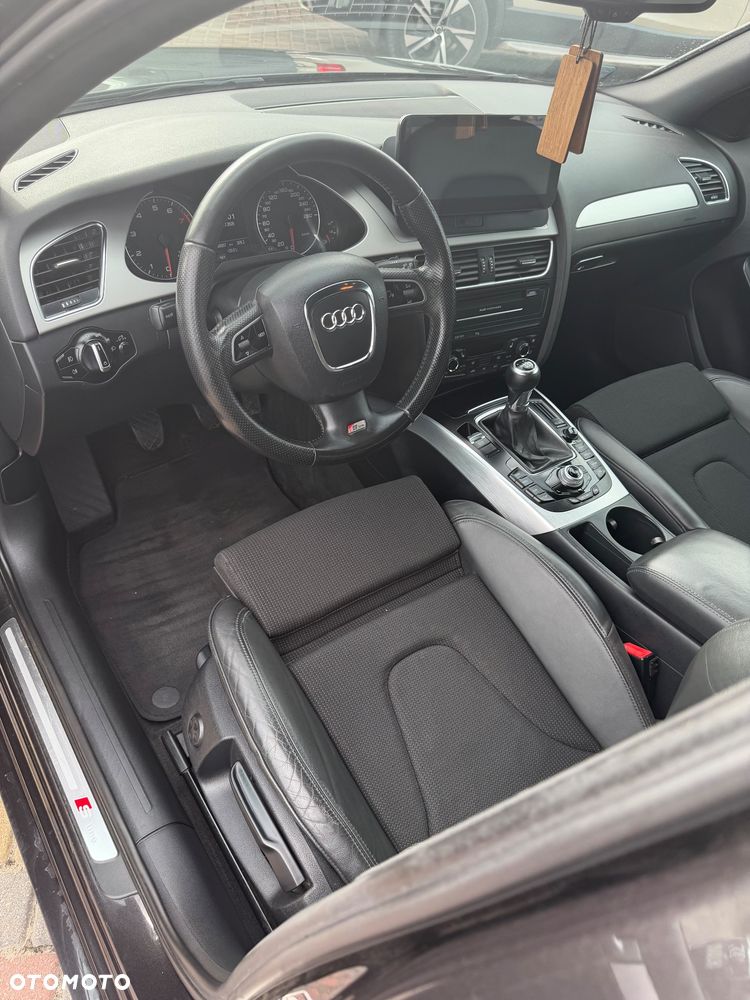 Audi A4 Avant - 9