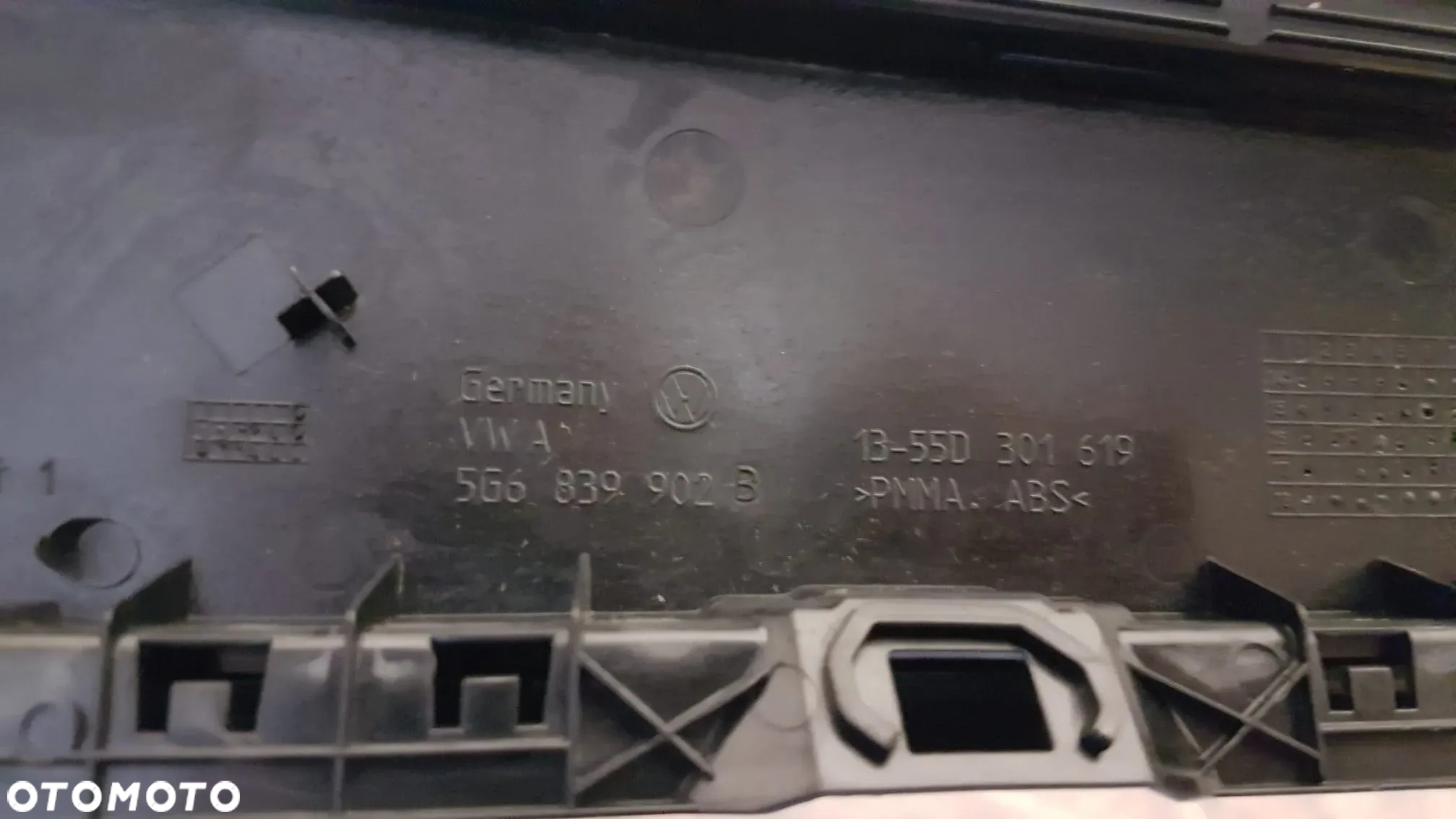 NAKŁADKA RAMA DRZWI SŁUPKA B VW Golf VII prawa - 2