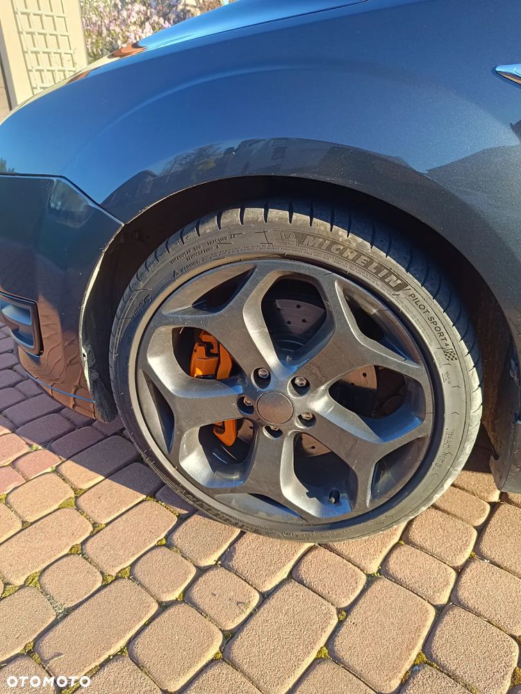 Ford Focus ST - 15