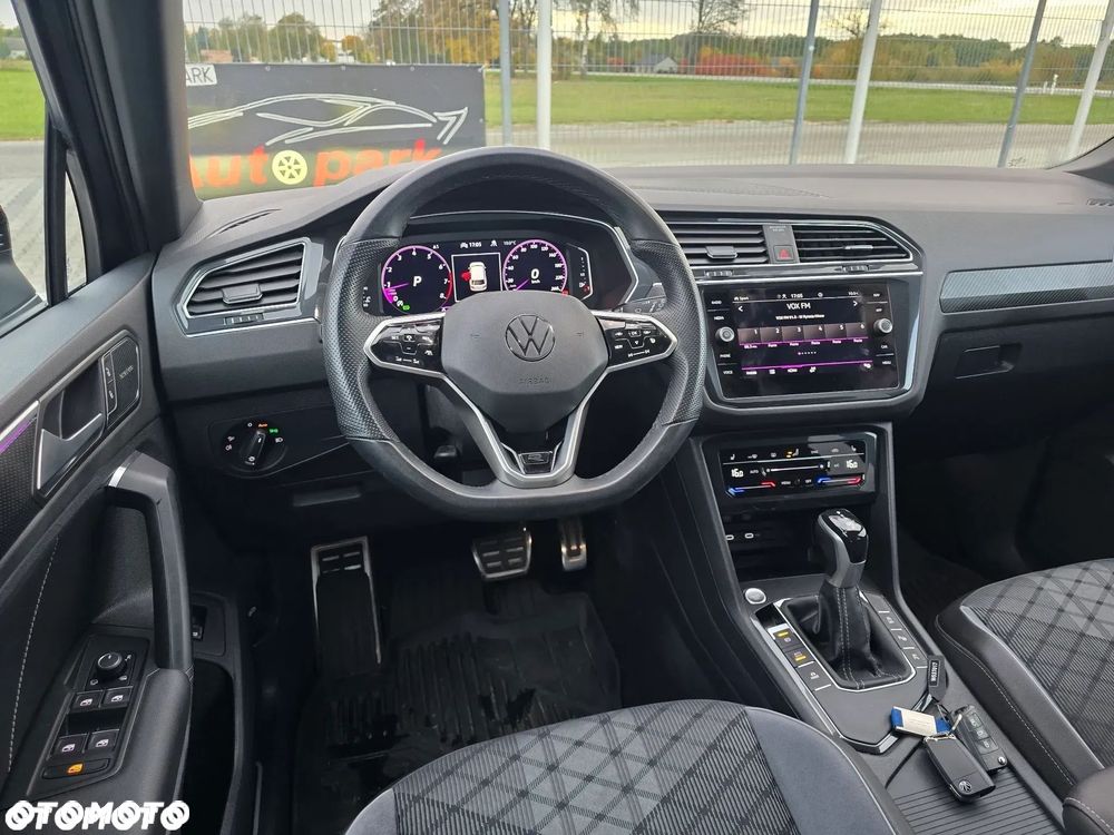 Volkswagen Tiguan 1.5 eTSI R-Line Plus DSG - 23