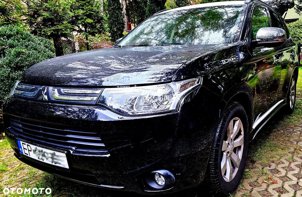Mitsubishi Outlander 2.0 2WD - 2