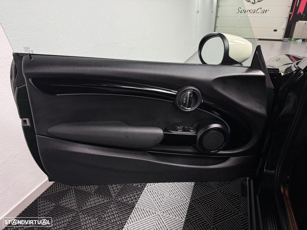 MINI 3 Portas Cooper SE Resolute Edition - 27