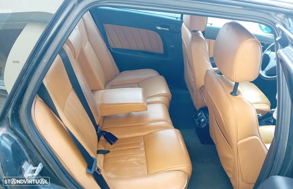 Alfa Romeo 156 Sportwagon 1.9 JTD - 16