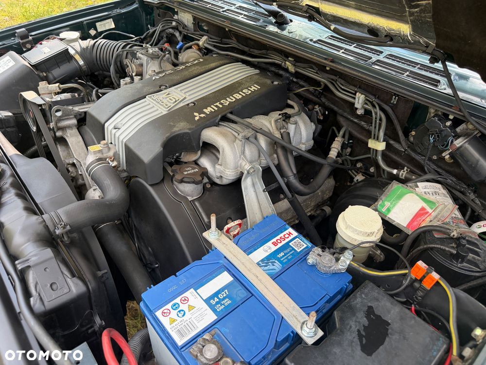 Mitsubishi Pajero - 39