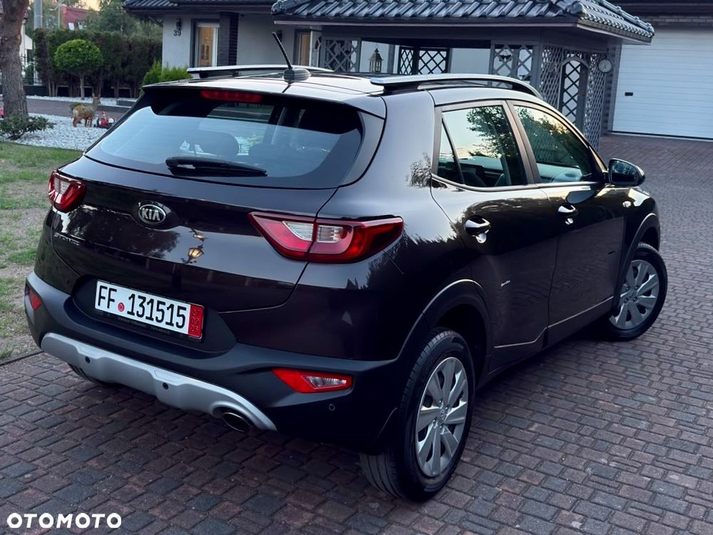 Kia Stonic 1.2 L - 4