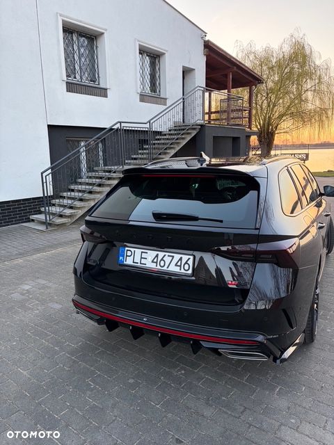 Skoda Octavia 2.0 TDI DSG RS - 4