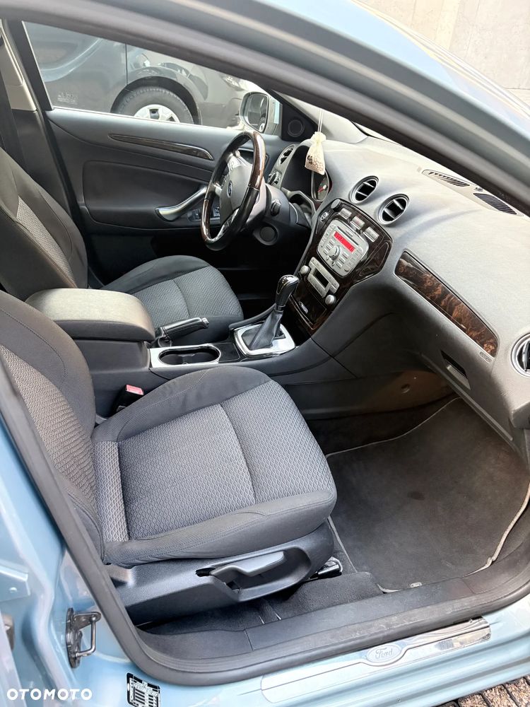 Ford Mondeo 2.3 Ghia - 5