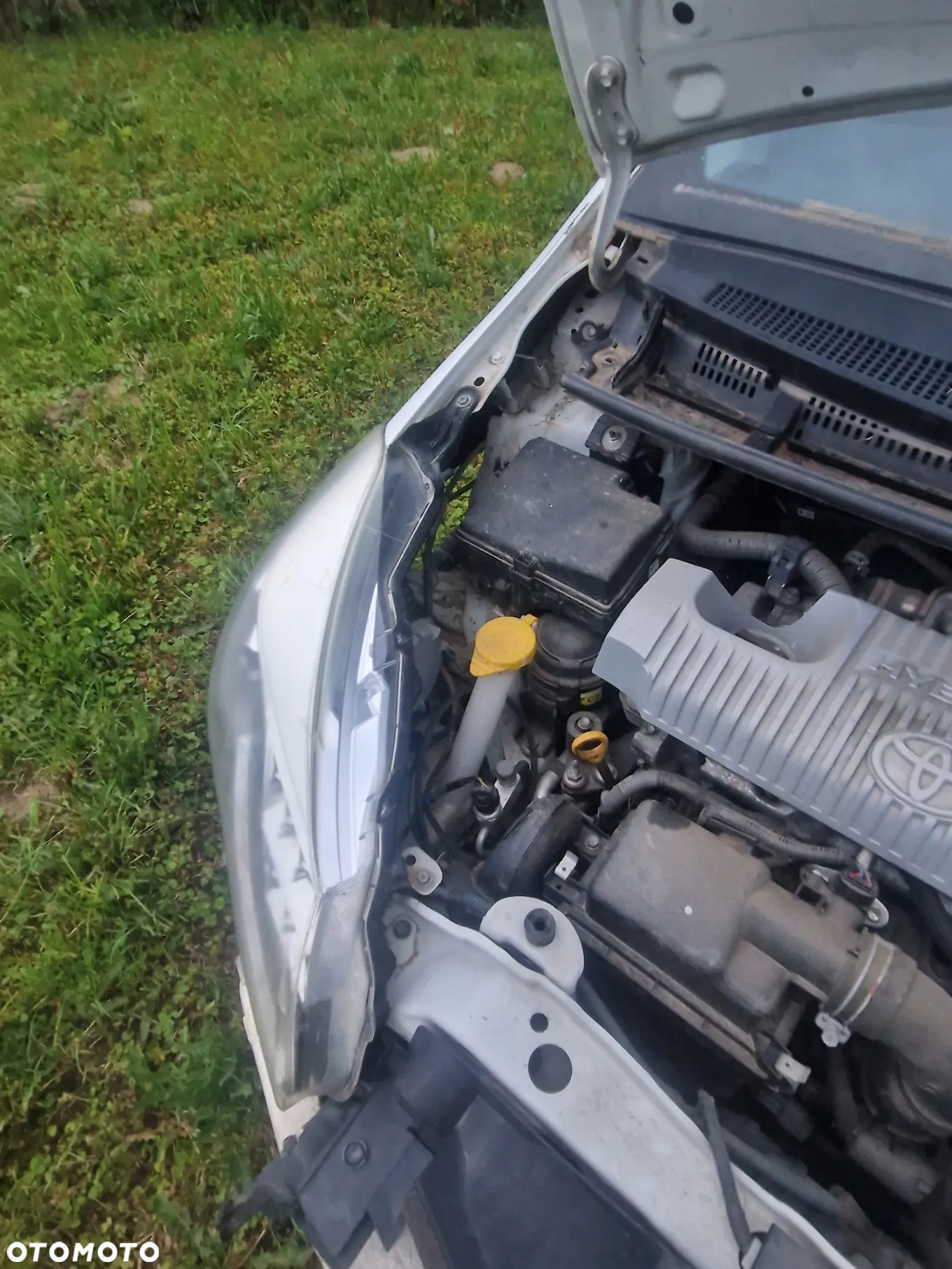 Toyota Yaris Hybrid 100 Active - 30