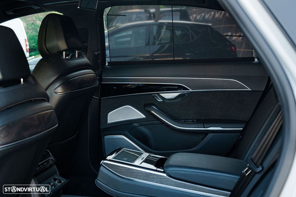 Audi A8 - 21