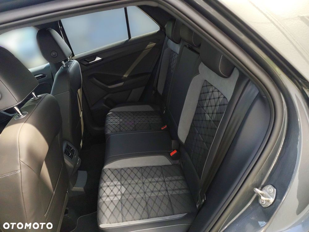 Volkswagen T-Roc 1.5 TSI R-Line DSG - 12