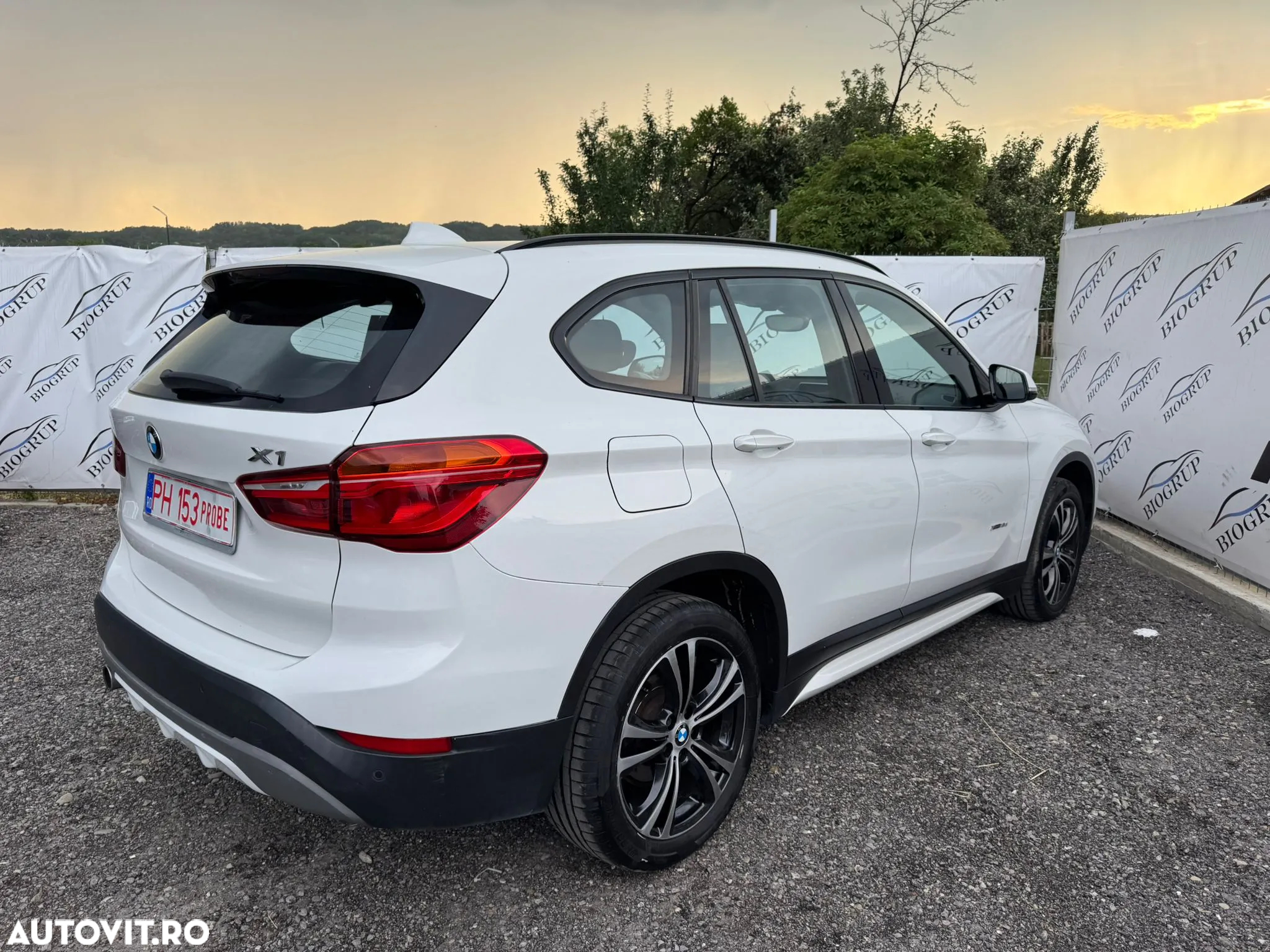 BMW X1 xDrive18d Aut. Sport Line - 12