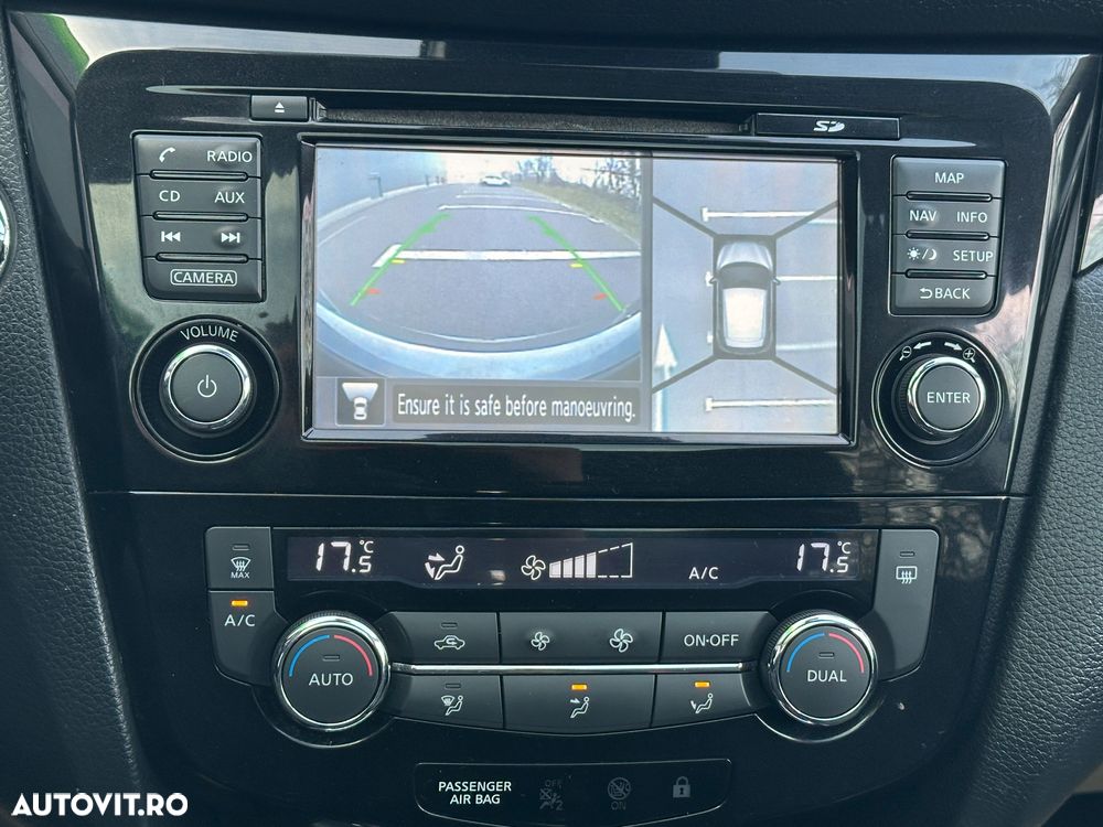 Nissan Qashqai 1.6 DIG-T N-Connecta - 18