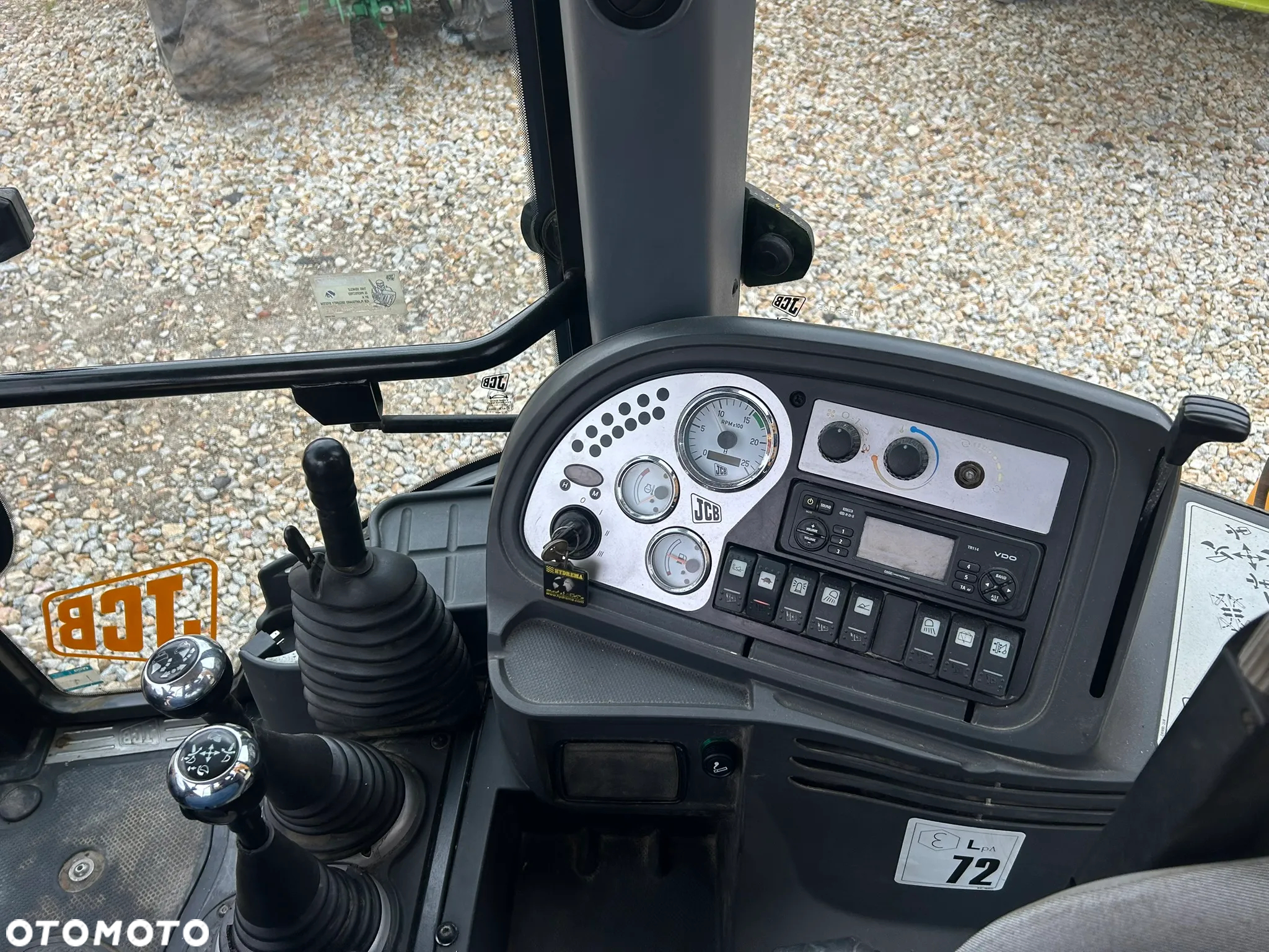 JCB 3CX - 13