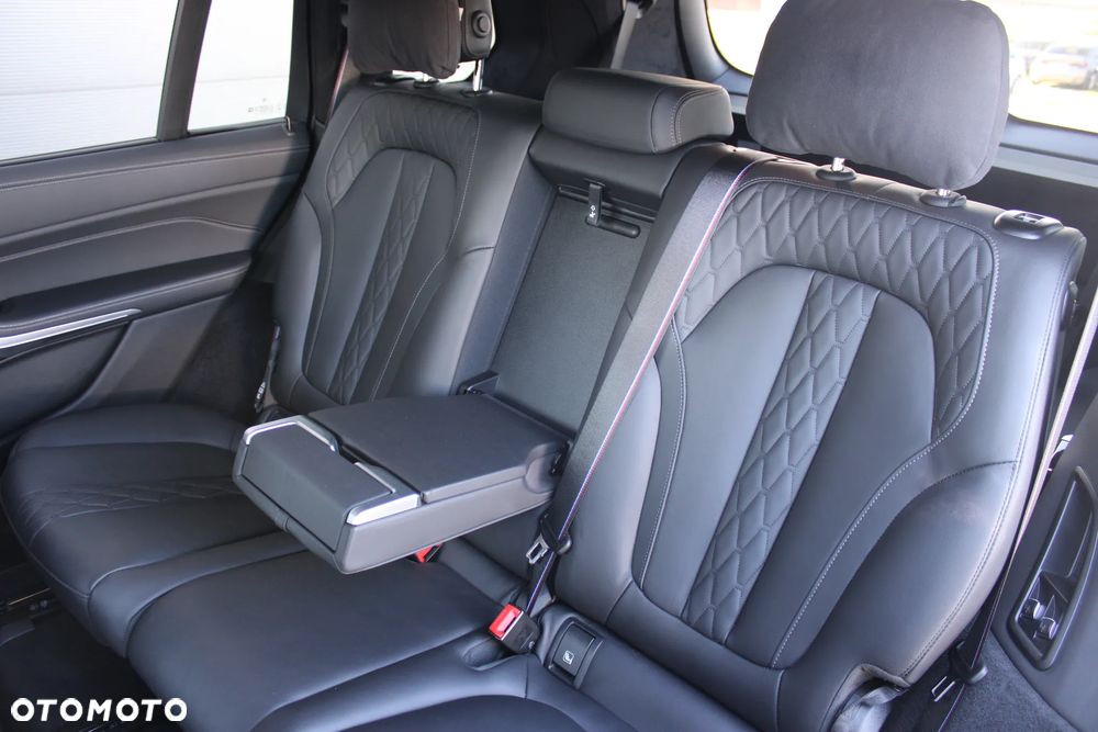 BMW X7 xDrive40d mHEV sport - 30