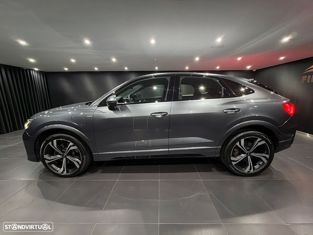 Audi Q3 Sportback 45 TFSIe S line S tronic - 4