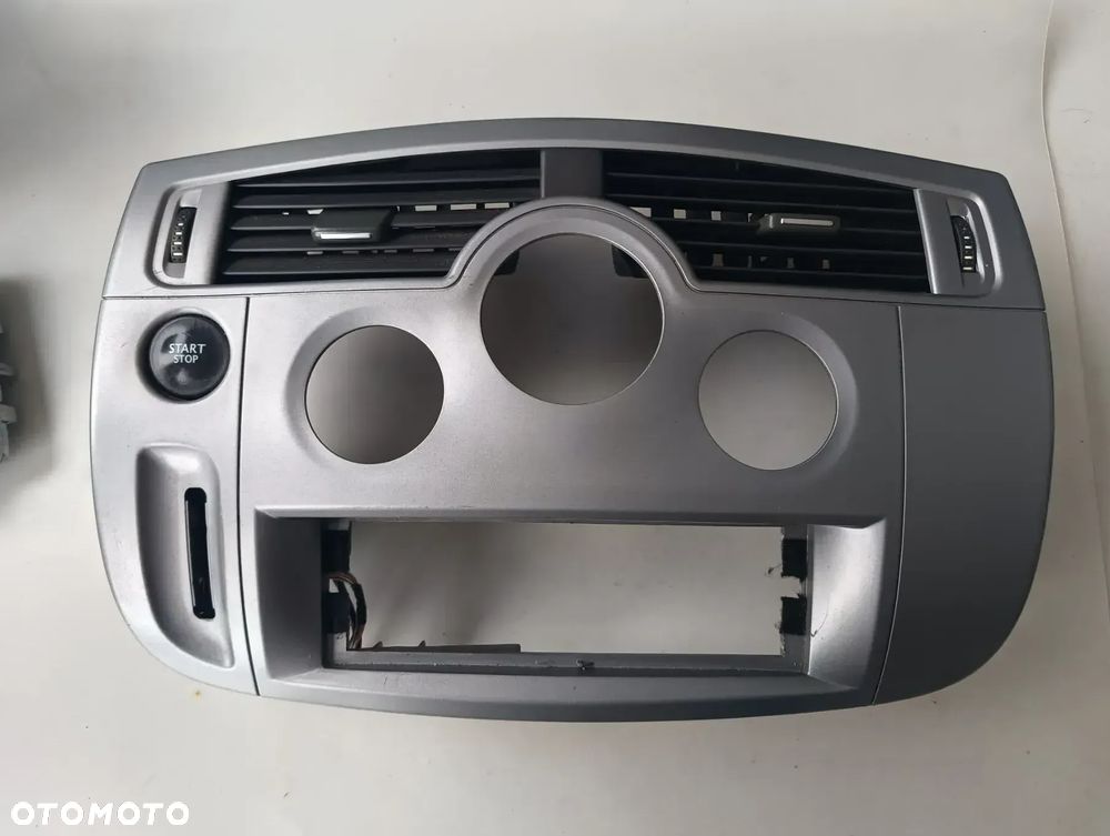 Obudowa panel klimatyzacji Renault Scenic II - 1