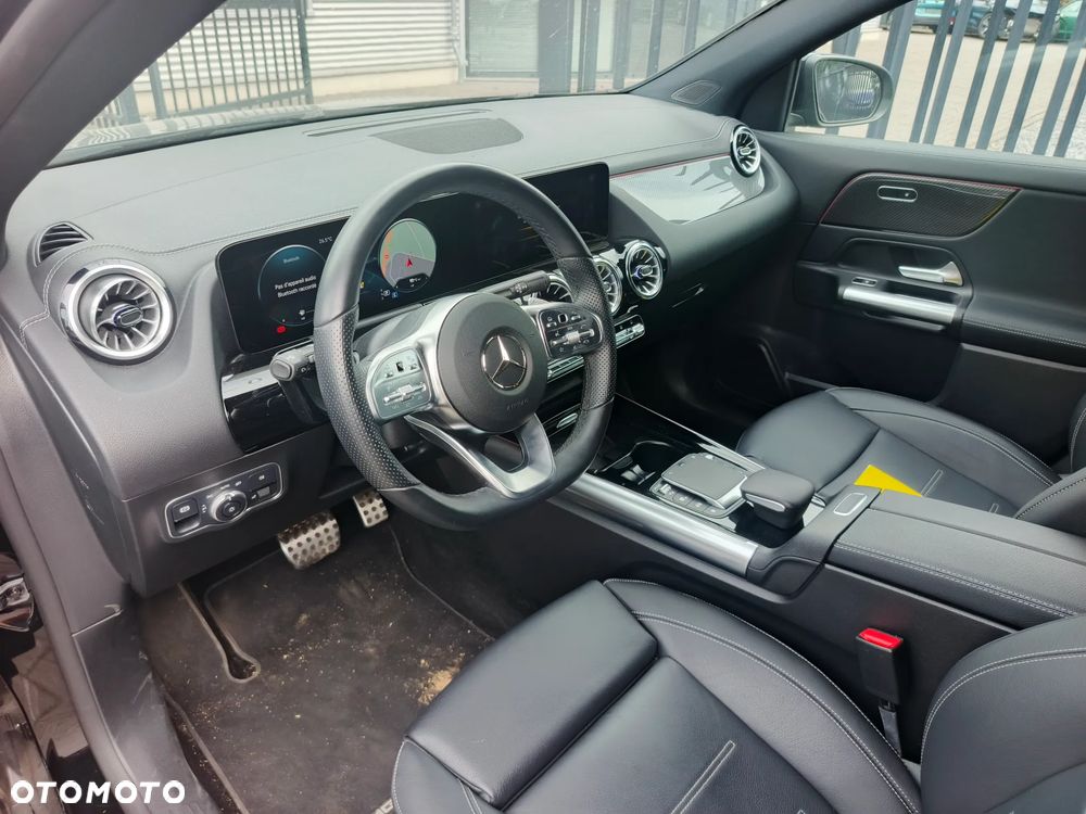 Mercedes-Benz GLA 250 e PHEV Progressive 8G-DCT - 7